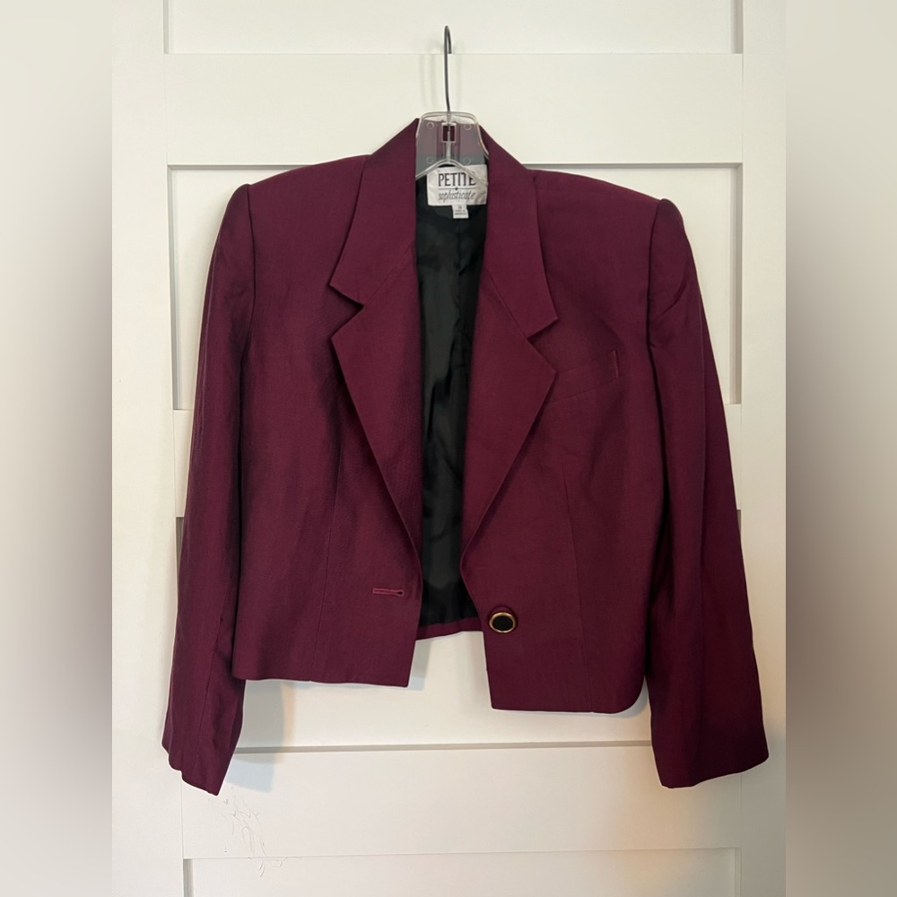 Vintage burgundy Petite Sophisticate blazer
